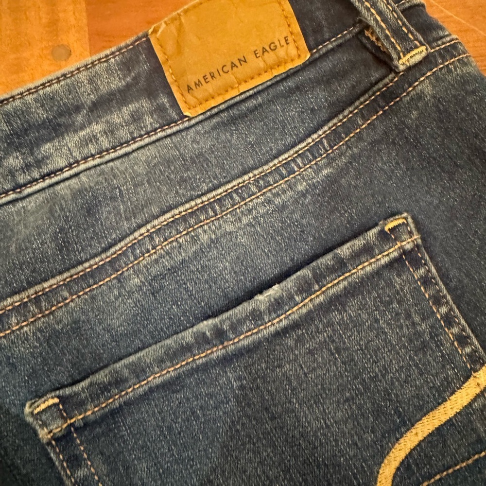 American Eagle Outfitters Dark Blue Super Hi Rise Jeggings - Picture 3 of 5